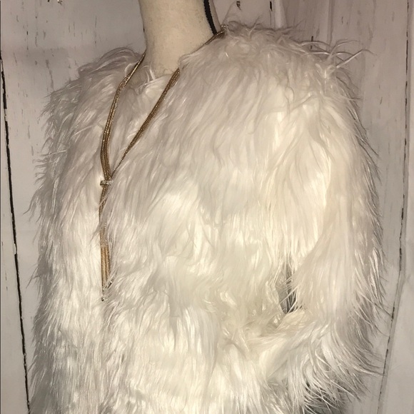 #SOLD!# NWT LAST ONE ! TAN FAUX FUR JACKET M/L - Picture 6 of 8